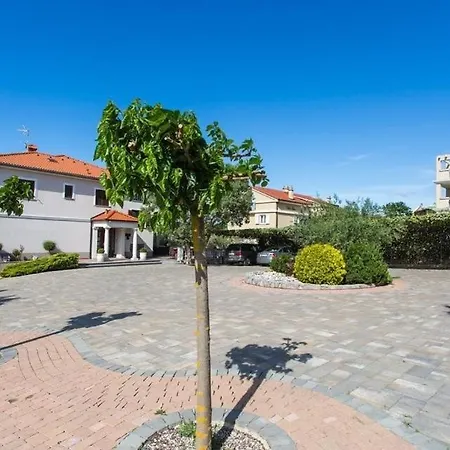 With Wifi Kremenici, Krk - 27852 Pensionat Malinska