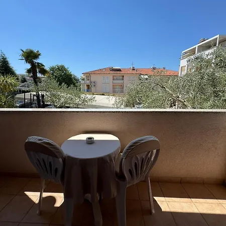 Pensionat With Wifi Kremenici, Krk - 27852